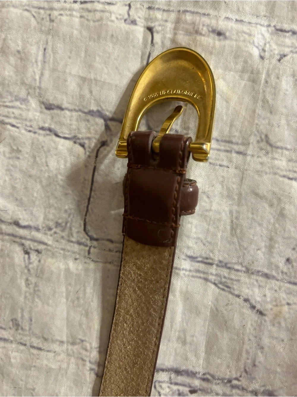 LIZ CLAIBORNE GENUINE BONDED LEATHER CHOCOLATE BROWN GOLD TONE BUCKLE BELT VTG L